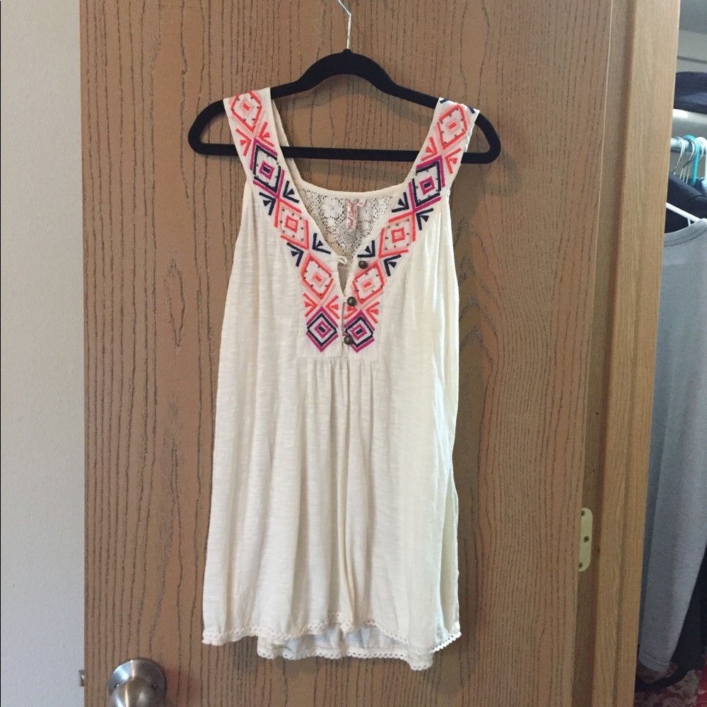 Super cute lightweight blouse